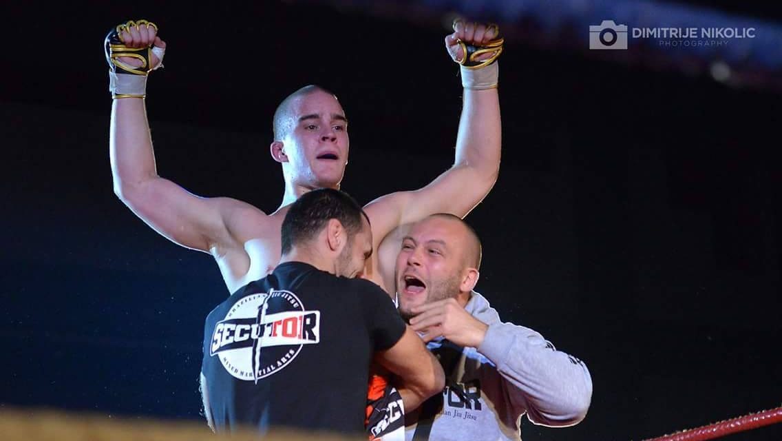 Neporaženi Duško Todorović dobio borbu na FFC28, protivnik mu je bivši Bellator borac!