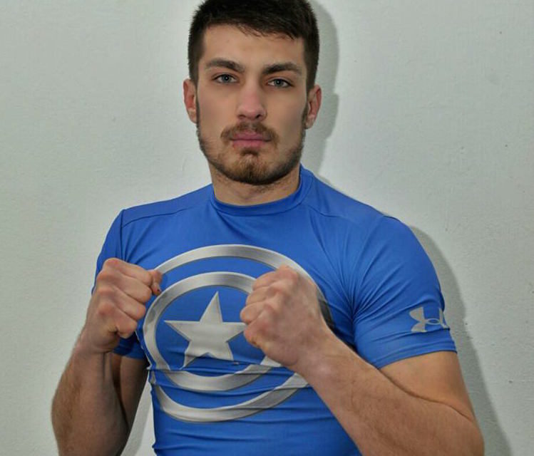 Stefan Pošmuga uoči njegove prve profesionalne MMA borbe: “Nokautiraću ga u prvoj rundi!”