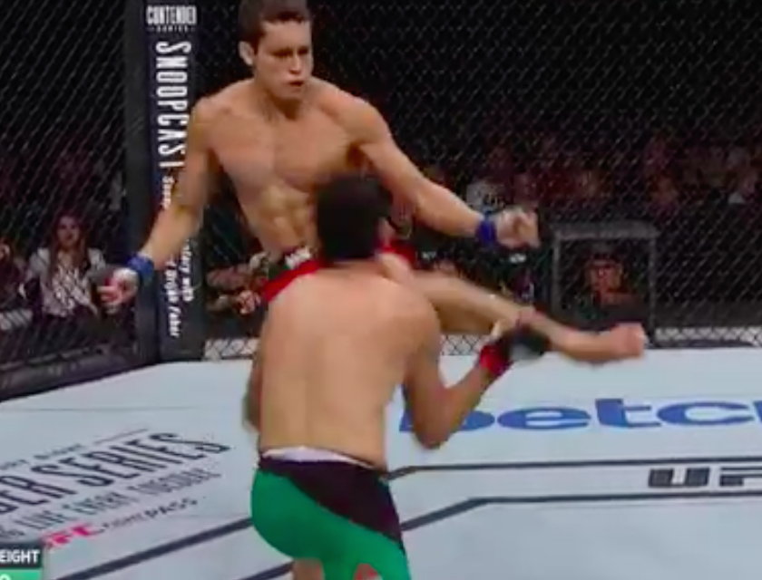Pogledajte brutalan nokaut kolenom sa današnje UFC priredbe! (VIDEO)