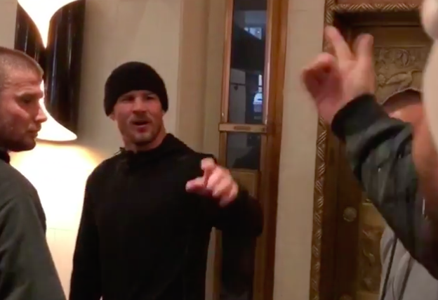 Michael Bisping i Jorge Masvidal se pokačili u hotelu! (VIDEO)