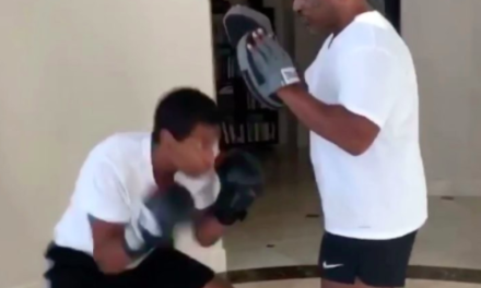 Mike Tyson drži fokusere svom sinu koji malo podseća na svog tatu iz mlađih dana! (VIDEO) p