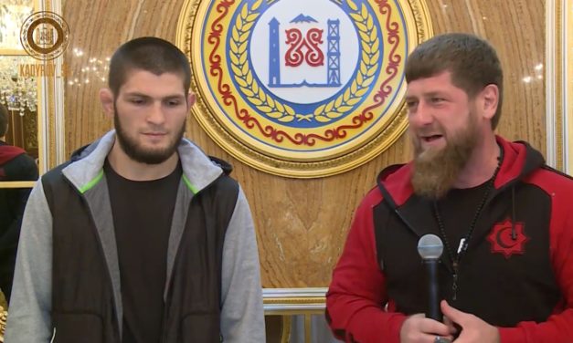 Nurmagomedov postao počasni građanin čečenskog grada Grozni. Na poklon dobio i automobil! (VIDEO)